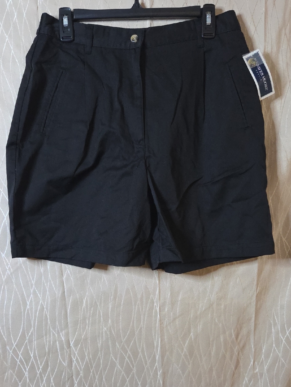 Jennifer‎ Moore Black Women's Flat-Front Shorts